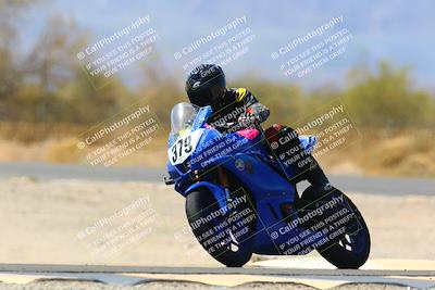 media/Apr-17-2022-CVMA (Sun) [[f474cfa795]]/Race 14 500 Supersport-350 Supersport (Holeshot)/